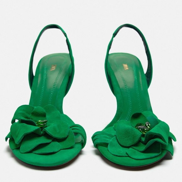 NWT ZARA FLOWER DETAIL HIGH HEEL LEATHER SANDALS. Size 7.5 - Picture 5 of 7